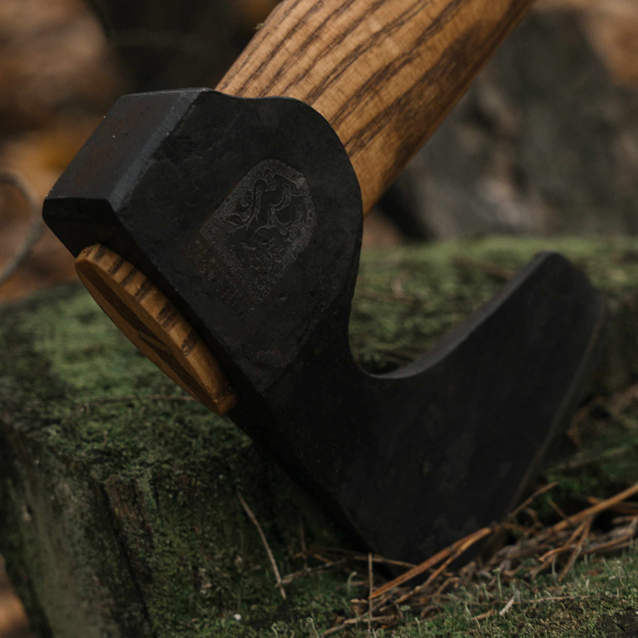 Сокира кована з чохлом X4